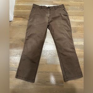 Bonobos men’s Muckrackers straight fit chinos 33/30